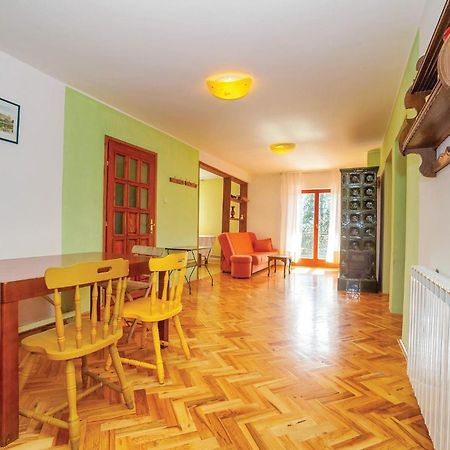 7 Bedroom Pet Friendly Home In Crni Kal Crni Kal  Екстер'єр фото