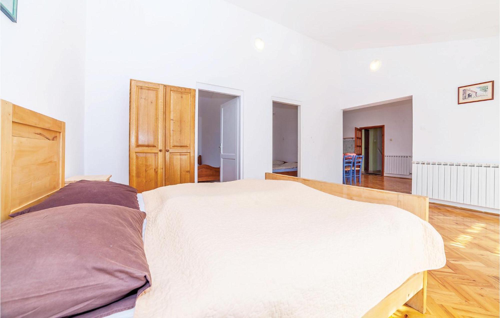 7 Bedroom Pet Friendly Home In Crni Kal Crni Kal  Екстер'єр фото