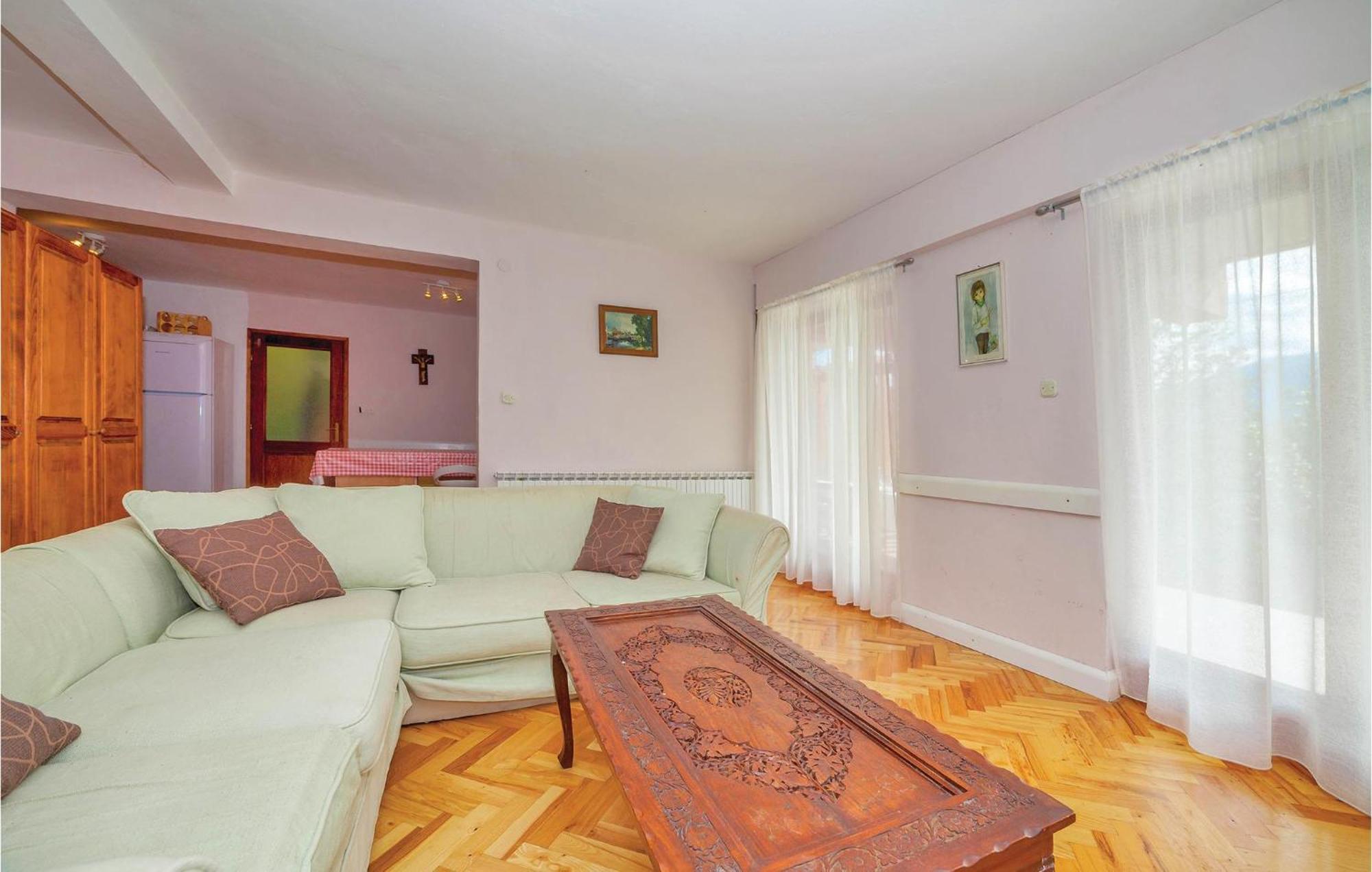7 Bedroom Pet Friendly Home In Crni Kal Crni Kal  Екстер'єр фото