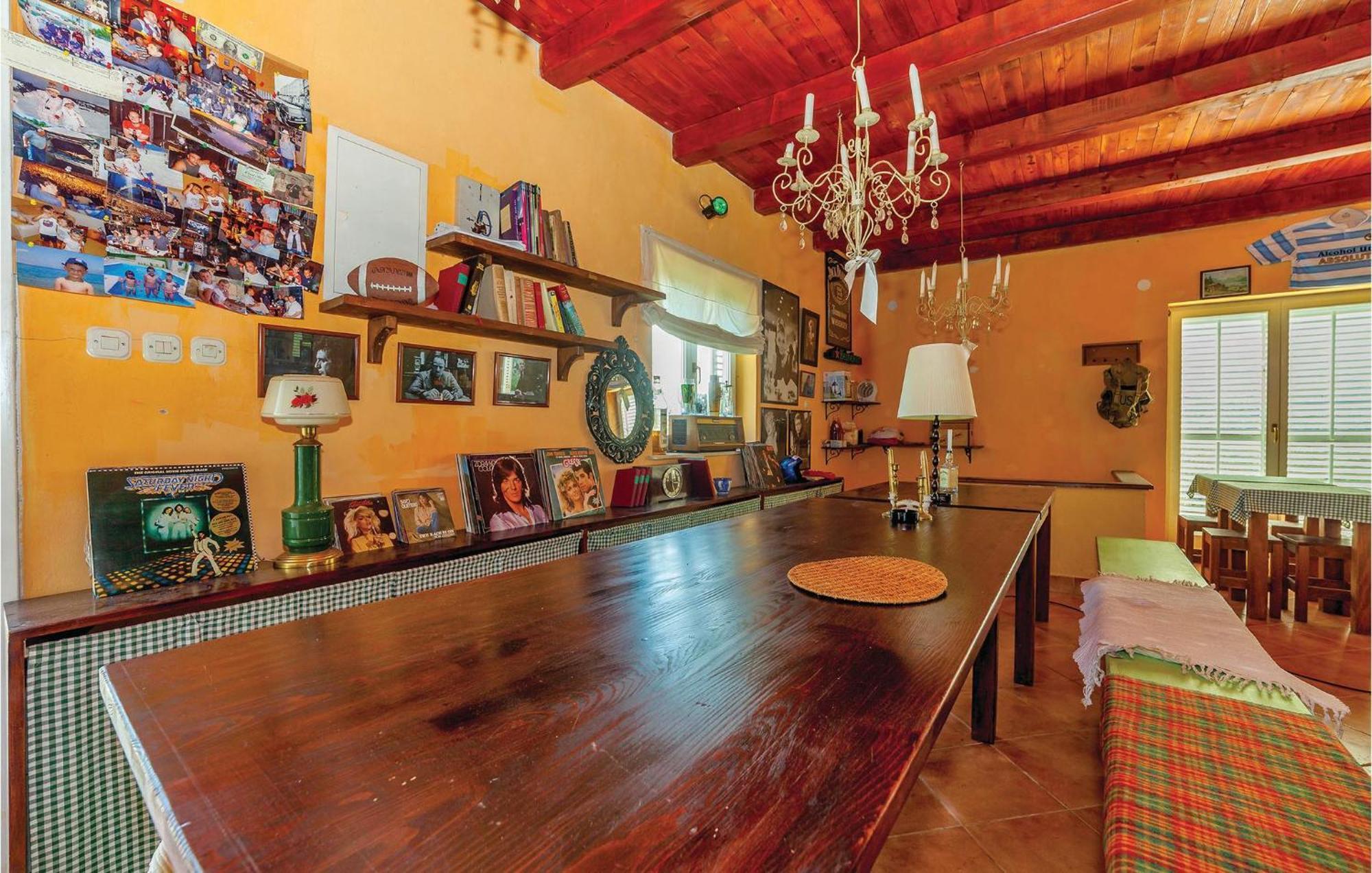 7 Bedroom Pet Friendly Home In Crni Kal Crni Kal  Екстер'єр фото